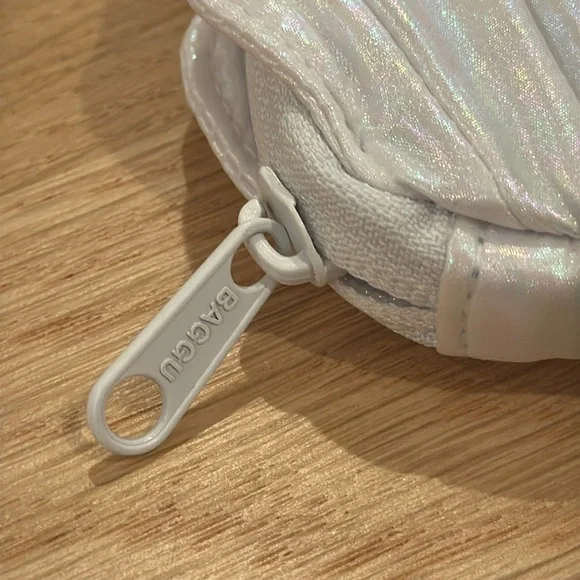 Baggu shell charm pearl NWT - Picture 3 of 4